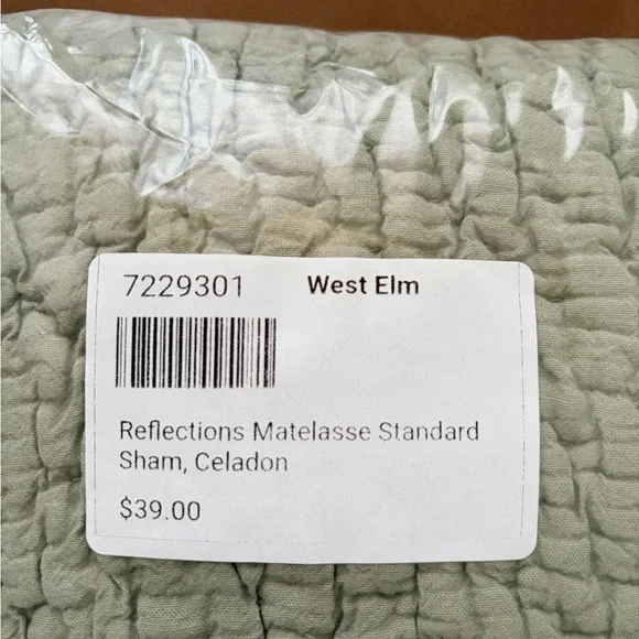 NWT West Elm Matelasse Standard Shams - Celadon (2) - Picture 3 of 3